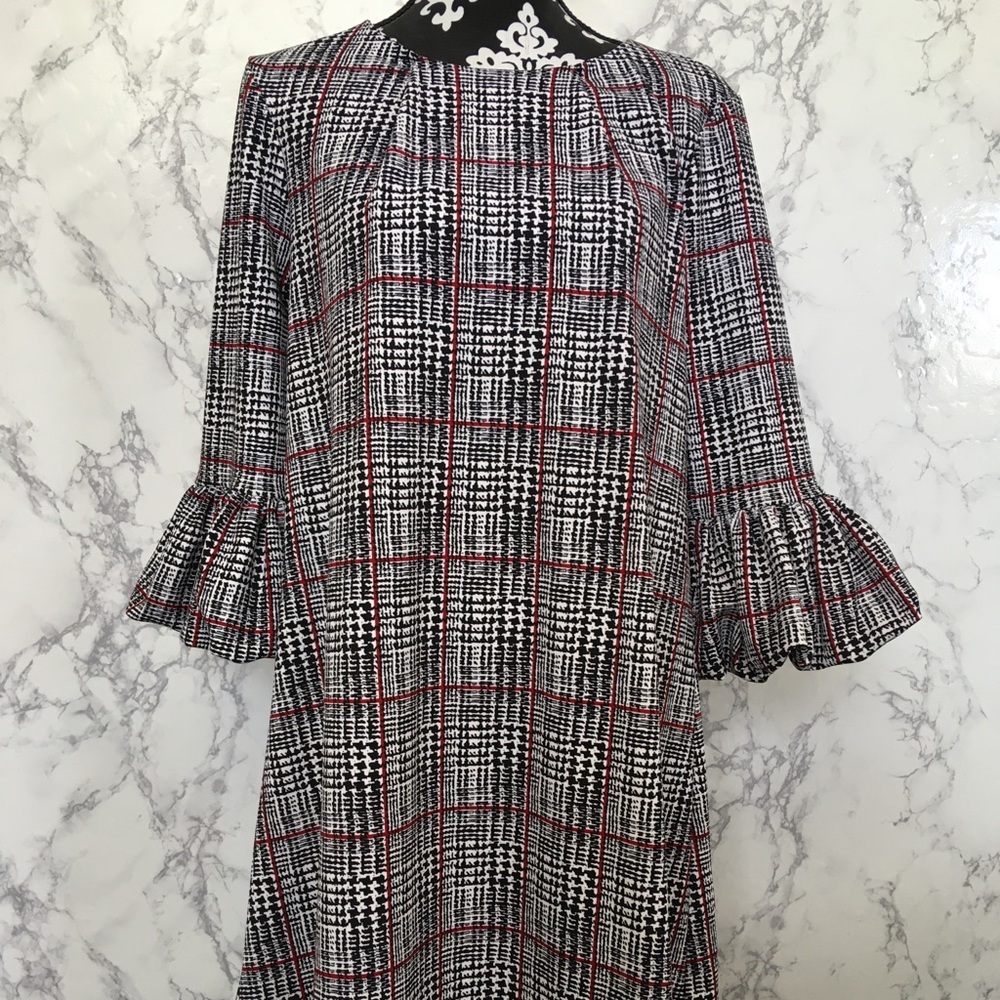 Nina Leonard Plaid Bell Sleeve Dress